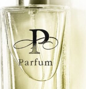 PURE No.136 Parfemovaná voda Velikost: 50 ml