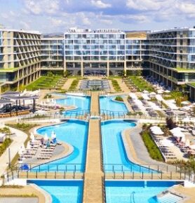 Wave Resort