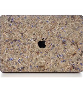 Ochranný kryt na Macbook ze slámy a chrpy WoodWe