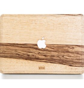 WoodWe Horní krycí fólie z pravého dřeva Mandlovník pro Macbook Air 11"