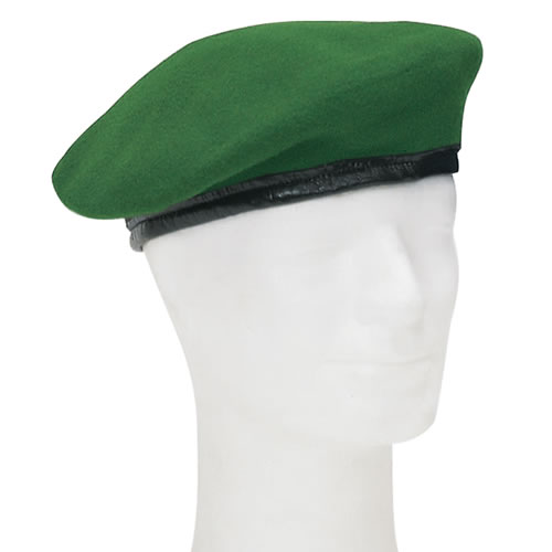 Baret BW ZELENÝ vel. 62