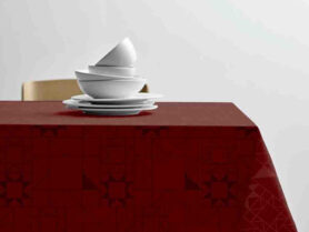 Södahl Kuchyňský ubrus 140x270 Star Damask Red