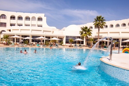 Novastar Khayam Garden Beach Resort & Spa