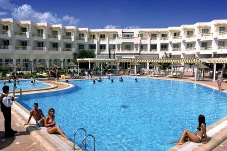 Houda Yasmine Hammamet