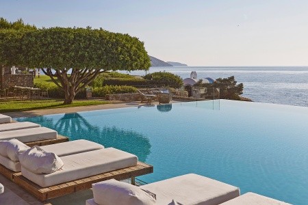 St. Nicolas Bay