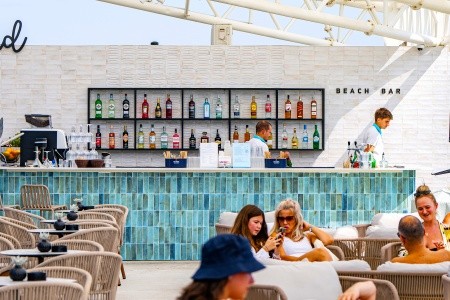 Wave Resort