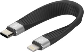 AlzaPower FlexCore USB-C to Lightning MFi černá