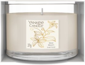 YANKEE CANDLE Slow Bloom 37 g