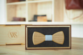 Wood Style Motýlek Mini Dub Barva středu: Modrá se vzorem