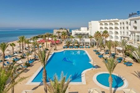 Radisson Blu Resort & Thalasso